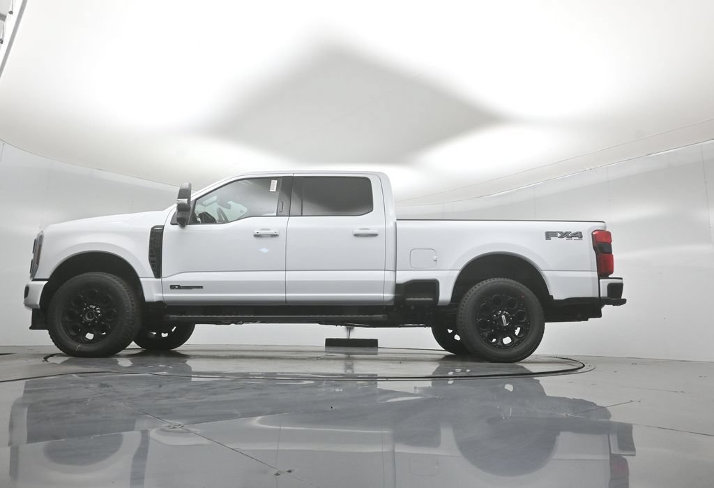 New 2026 Ford F250 Lariat w/ Black Appearance Package AWD/4WD image 7