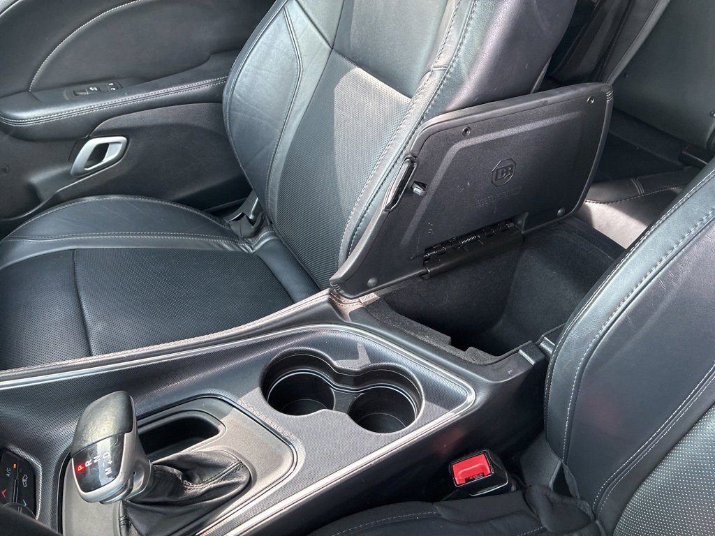 Used 2015 Dodge Challenger SXT Plus w/ Sound Group II image 17