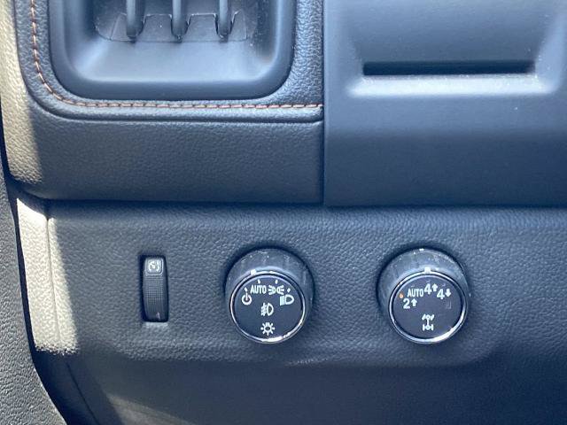 Used 2021 GMC Canyon AT4 w/ Trailering Package AWD/4WD image 13