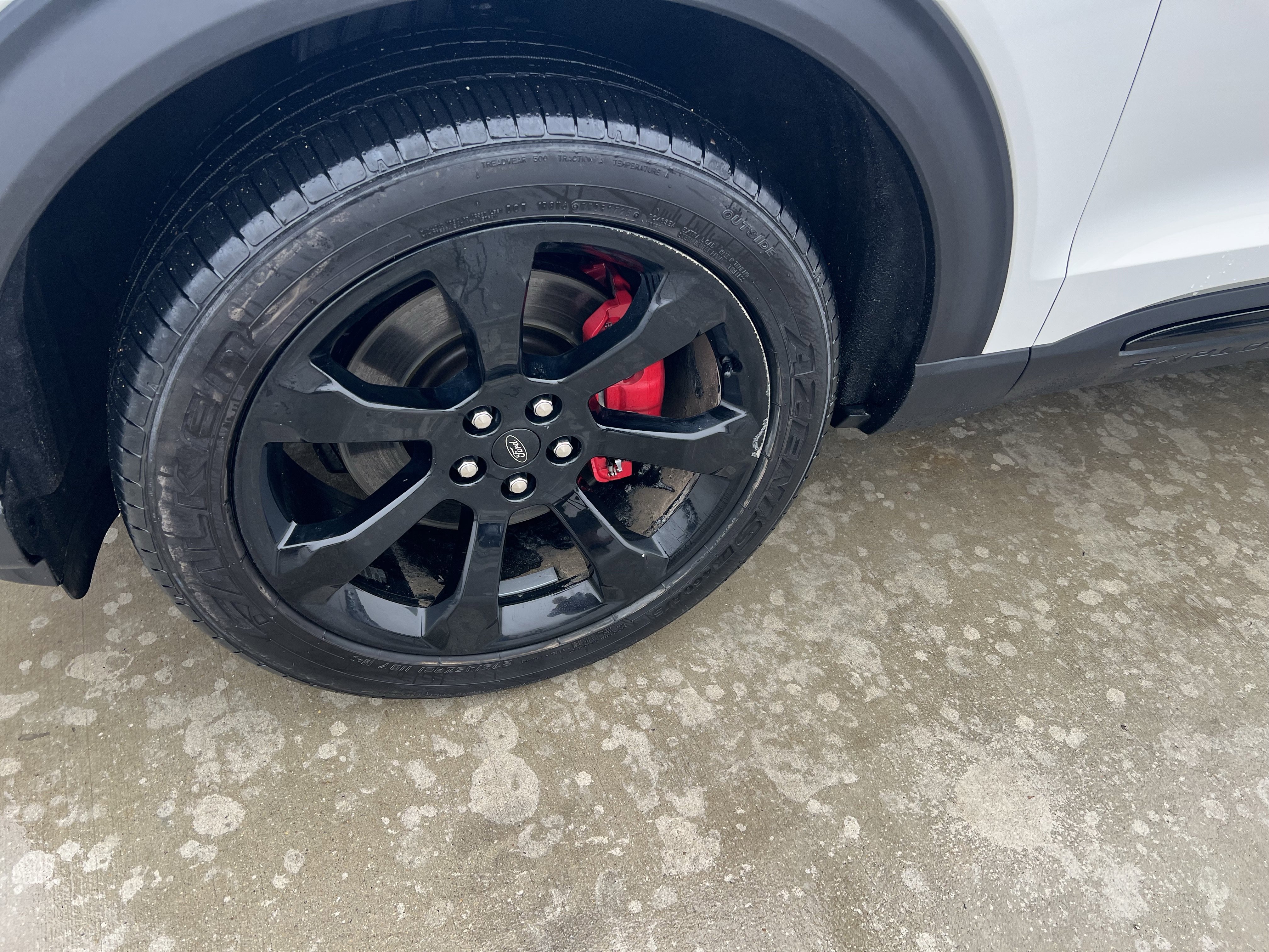 Used 2020 Ford Explorer ST w/ ST Street Pack image 2