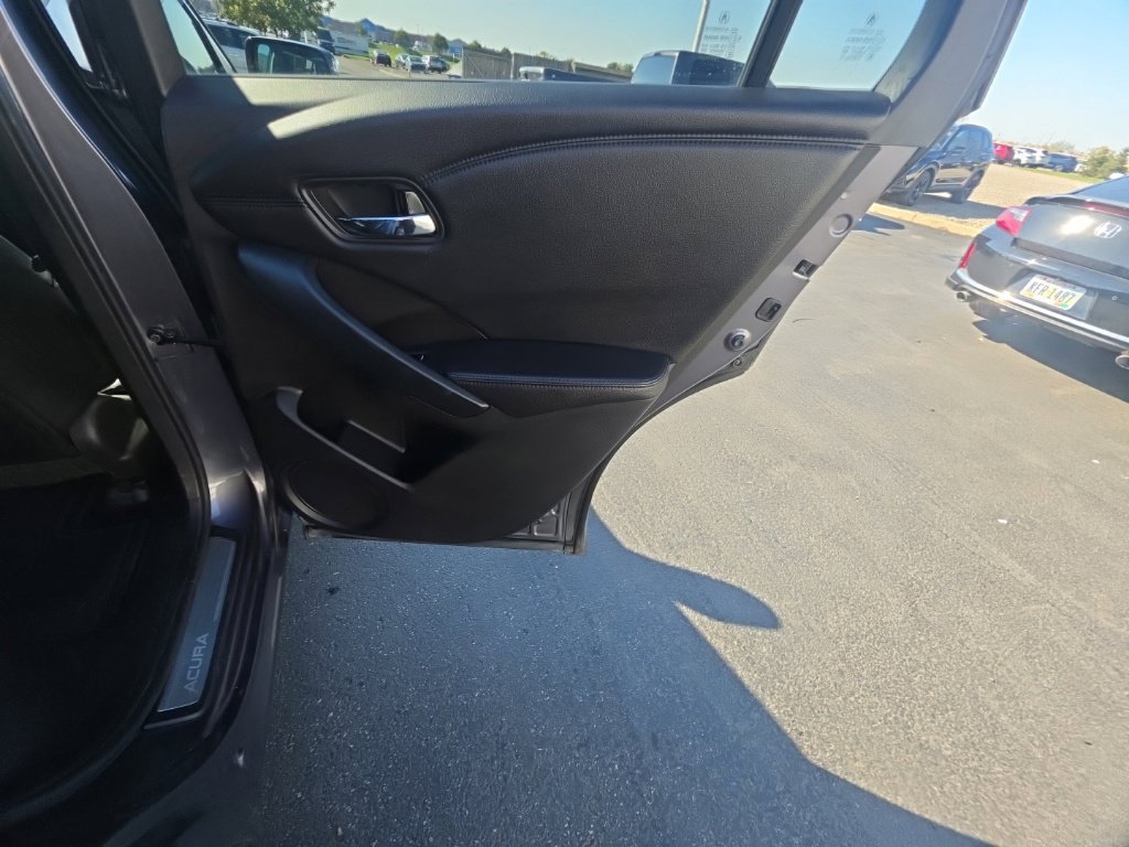 Used 2018 Acura RDX w/ Technology Package AWD/4WD image 30