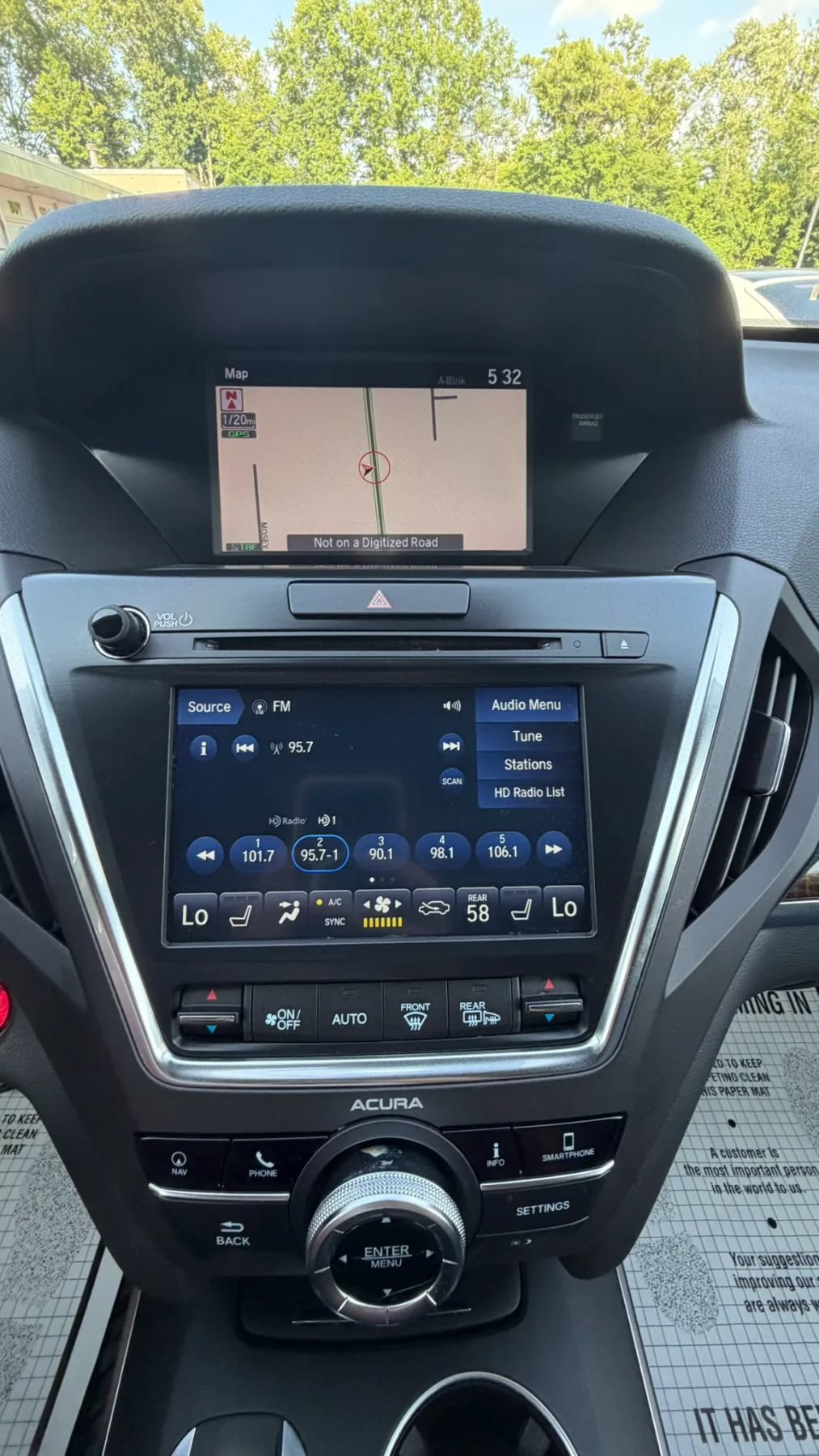 Used 2018 Acura MDX SH-AWD w/ Technology Package image 25