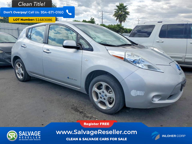 Used 2011 Nissan Leaf SL FWD image 5