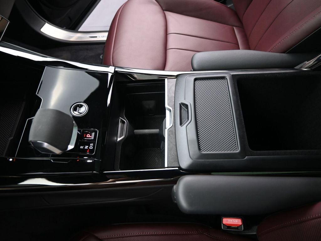 Used 2024 Land Rover Range Rover Sport Dynamic SE image 26
