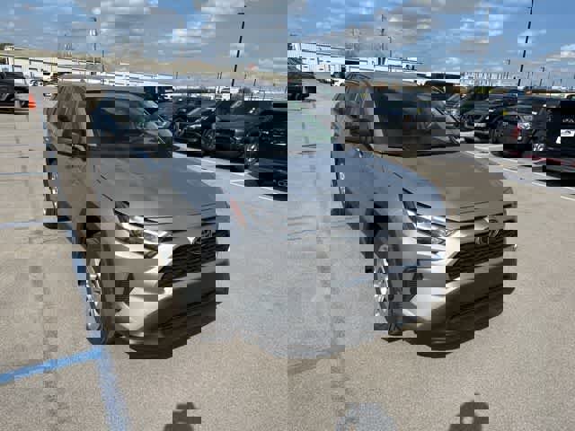 Used 2023 Toyota RAV4 LE image 24