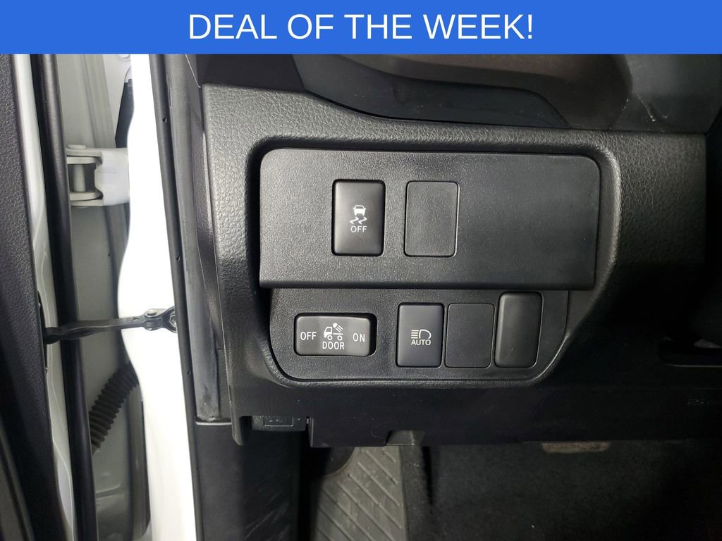 Used 2022 Toyota Tacoma SR5 image 25