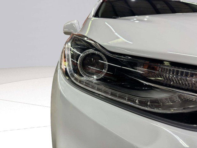 Used 2020 Chevrolet Trax LT w/ LT Convenience Package image 58