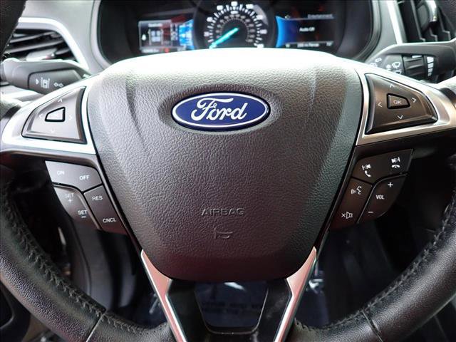 Used 2024 Ford Edge SEL image 17