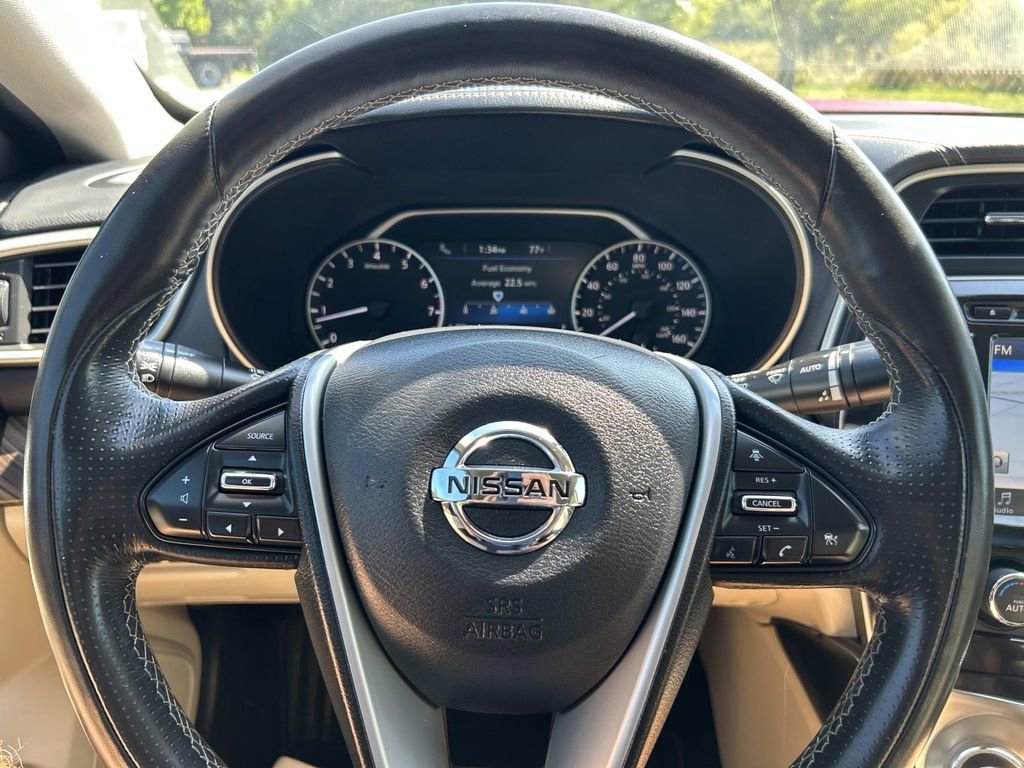Used 2017 Nissan Maxima Platinum w/ Interior Lighting Package image 31