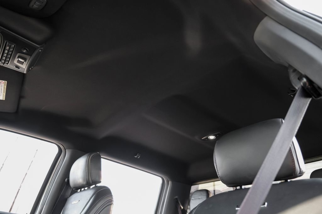 Used 2022 Ford F350 Platinum w/ FX4 Off-Road Package image 34