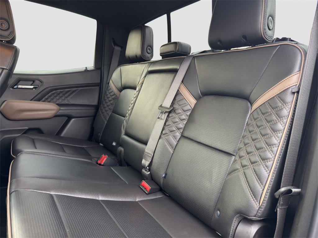 Used 2026 GMC Canyon Denali image 10