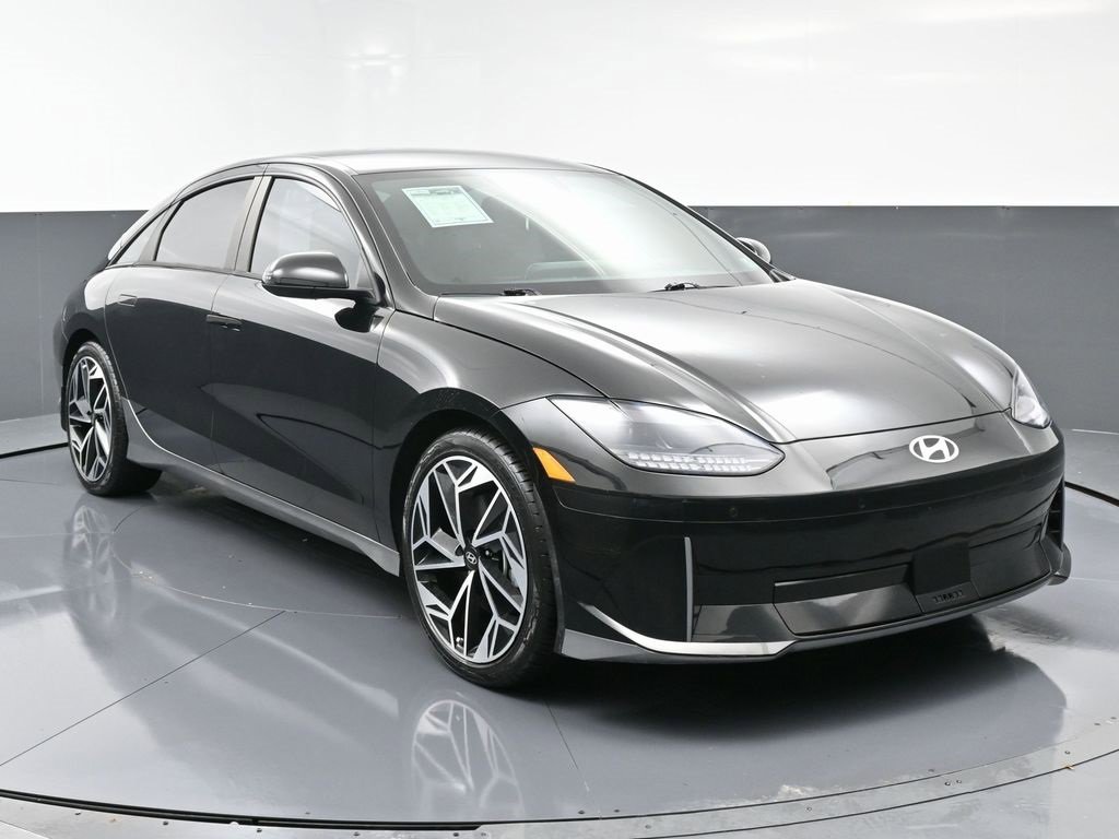 Used 2023 Hyundai Ioniq 6 SEL image 3