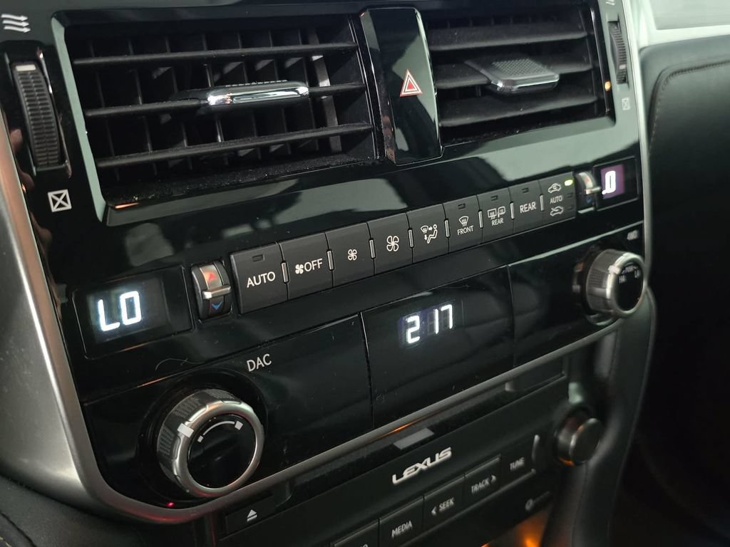 Used 2022 Lexus GX 460 Premium w/ Premium Plus Package AWD/4WD image 19