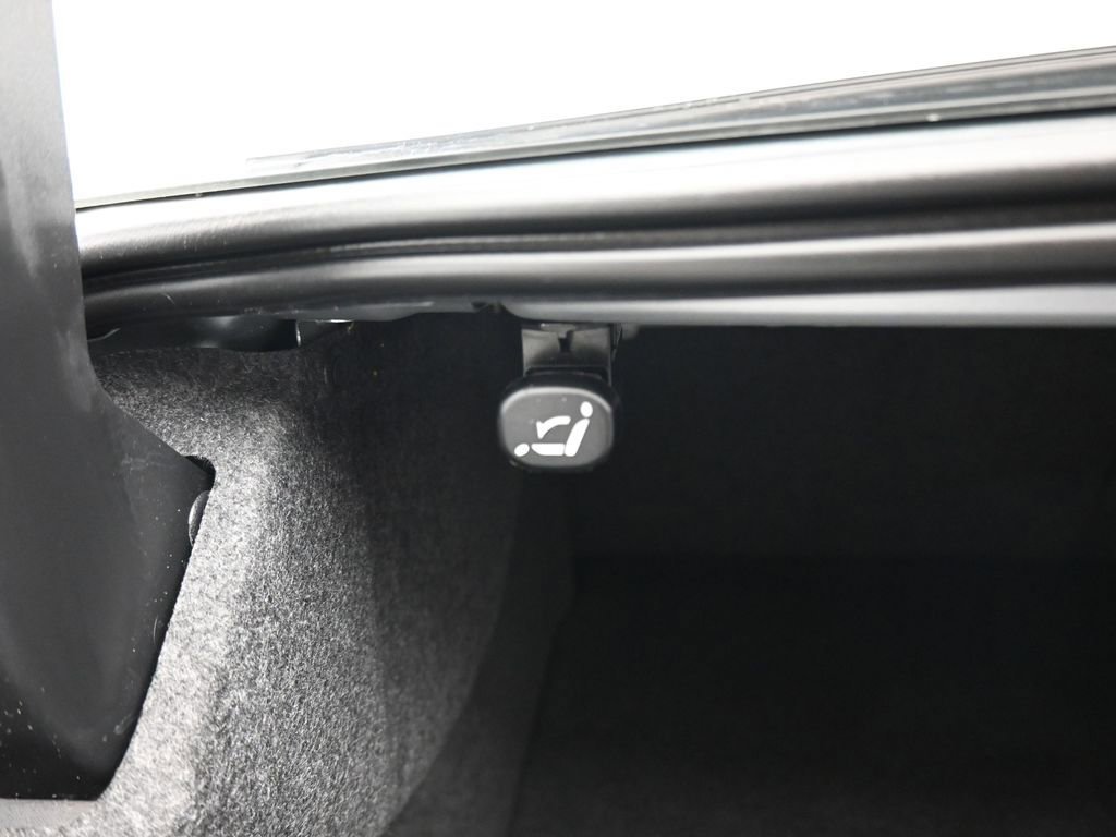 Used 2018 MAZDA MAZDA6 Touring image 43