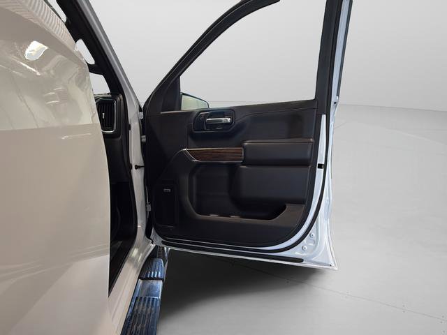 Used 2019 Chevrolet Silverado 1500 High Country w/ Technology Package image 37