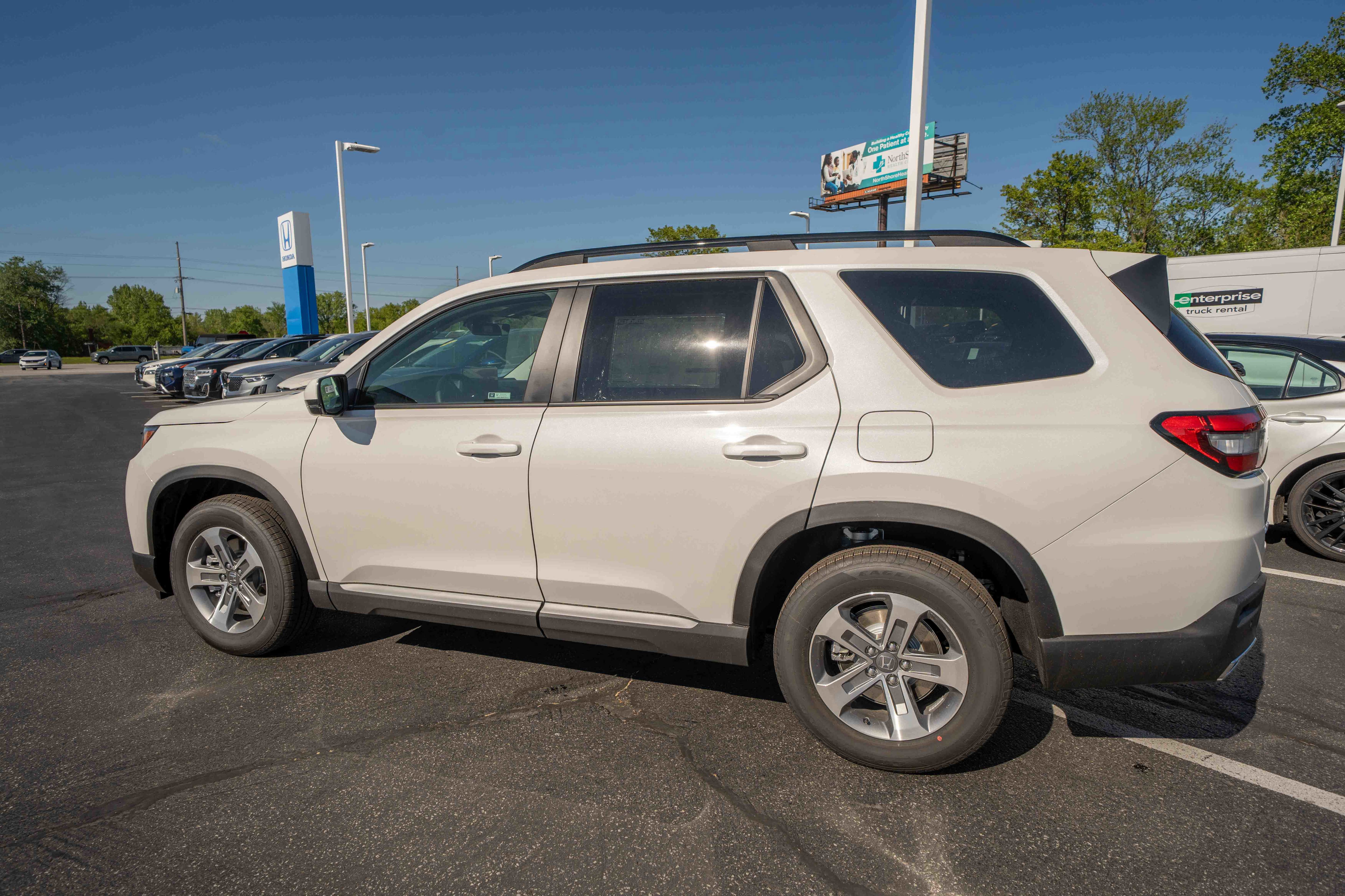 New 2026 Honda Pilot EX-L image 4