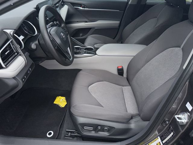 Used 2023 Toyota Camry LE w/ Convenience Package FWD image 18