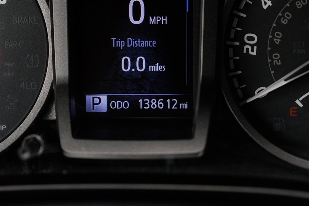 Used 2019 Toyota Tacoma TRD Off-Road image 16