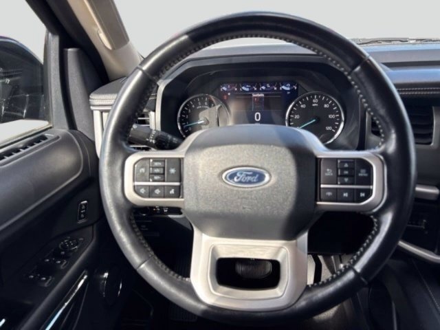 Used 2024 Ford Expedition XLT AWD/4WD image 19