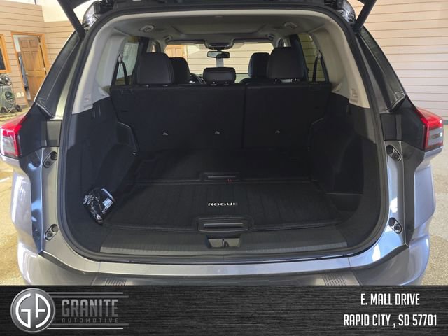 New 2026 Nissan Rogue Platinum w/ Platinum Premium Package AWD/4WD image 11