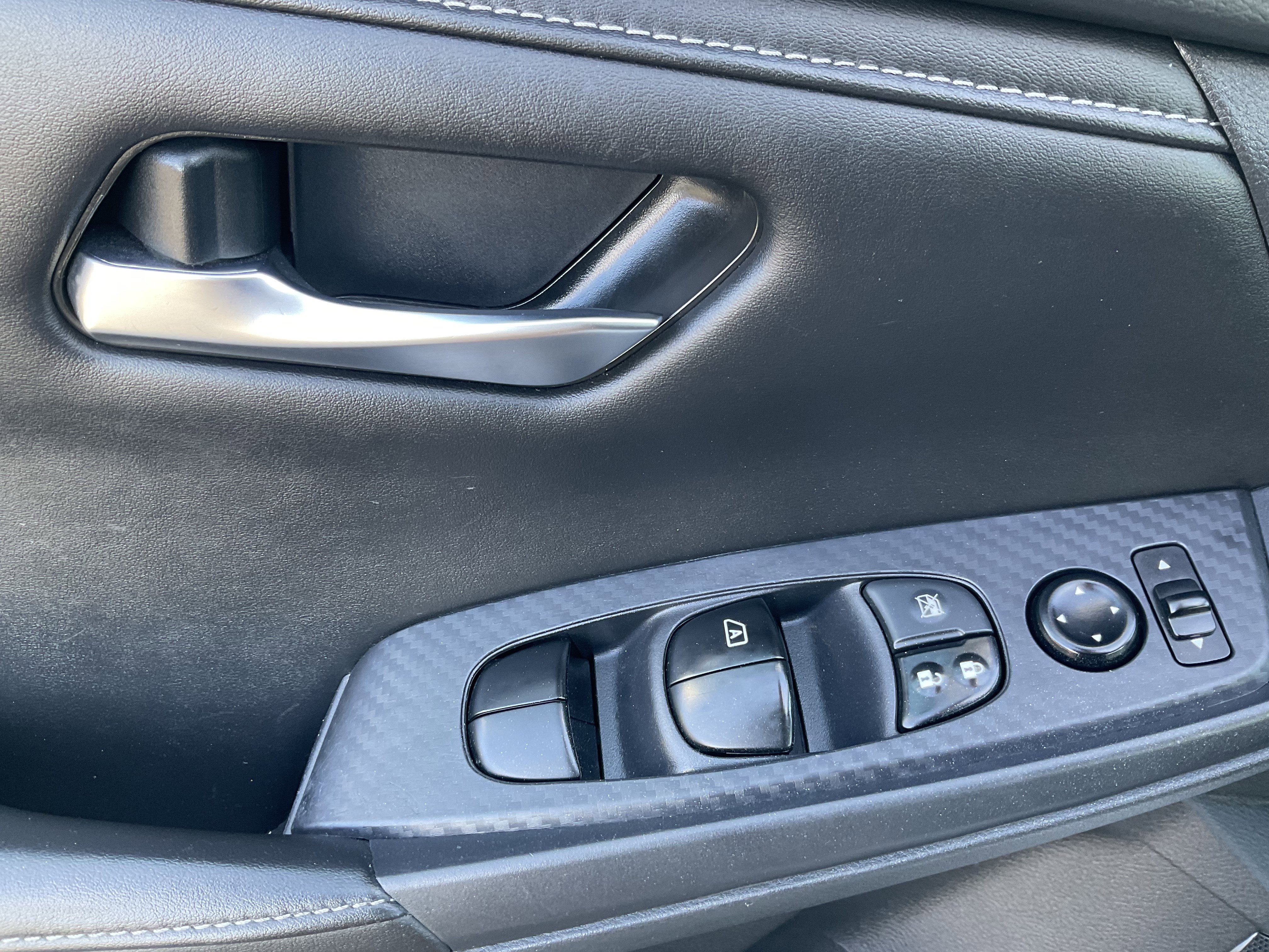 Used 2023 Nissan Sentra SV image 25