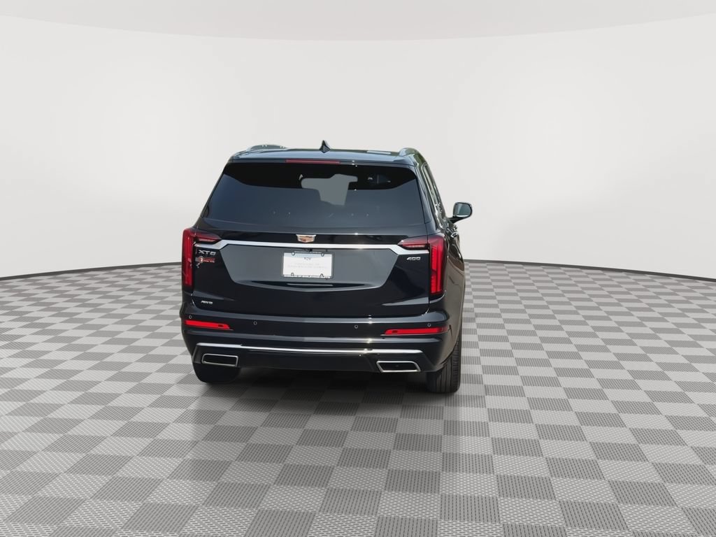 Used 2023 Cadillac XT6 Premium Luxury w/ Technology Package AWD/4WD image 7