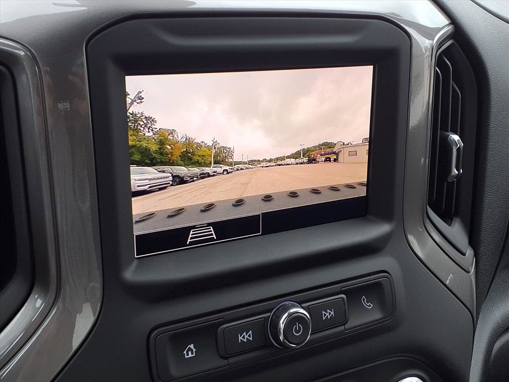 New 2025 GMC Sierra 3500 Pro w/ Convenience Package AWD/4WD image 4