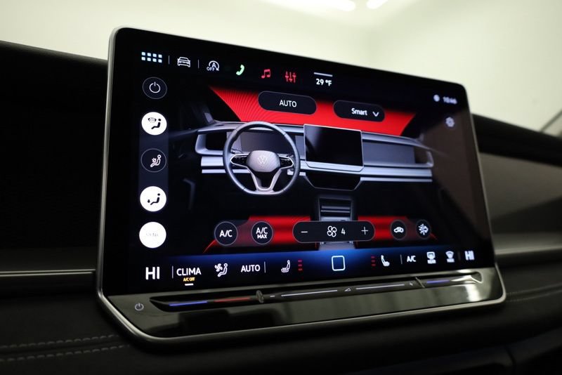 New 2026 Volkswagen Tiguan SE AWD/4WD image 19