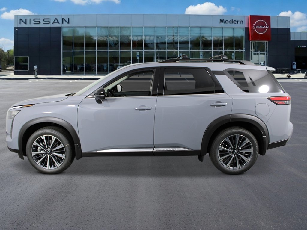 New 2026 Nissan Pathfinder Platinum w/ Accent Package FWD image 2