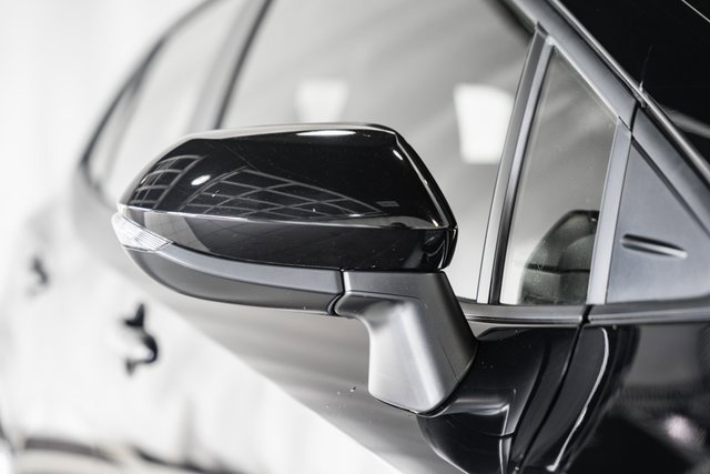 Used 2024 Toyota Corolla SE image 12