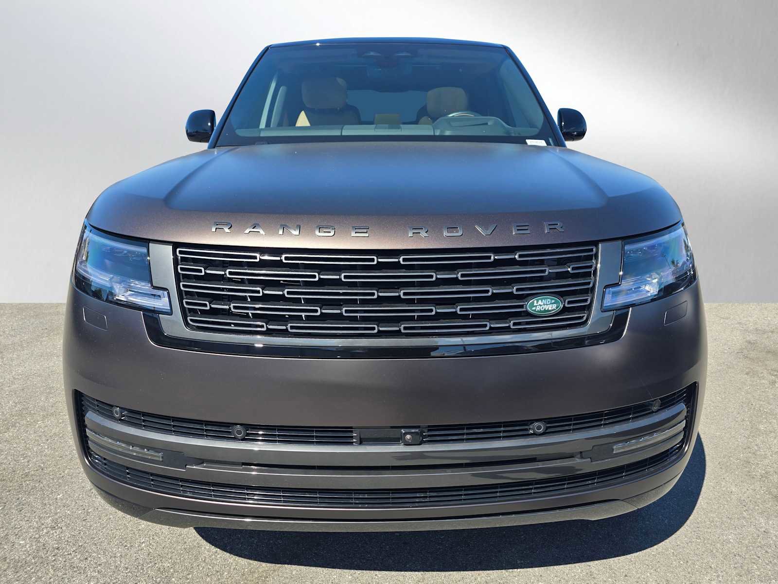 New 2025 Land Rover Range Rover Autobiography image 8