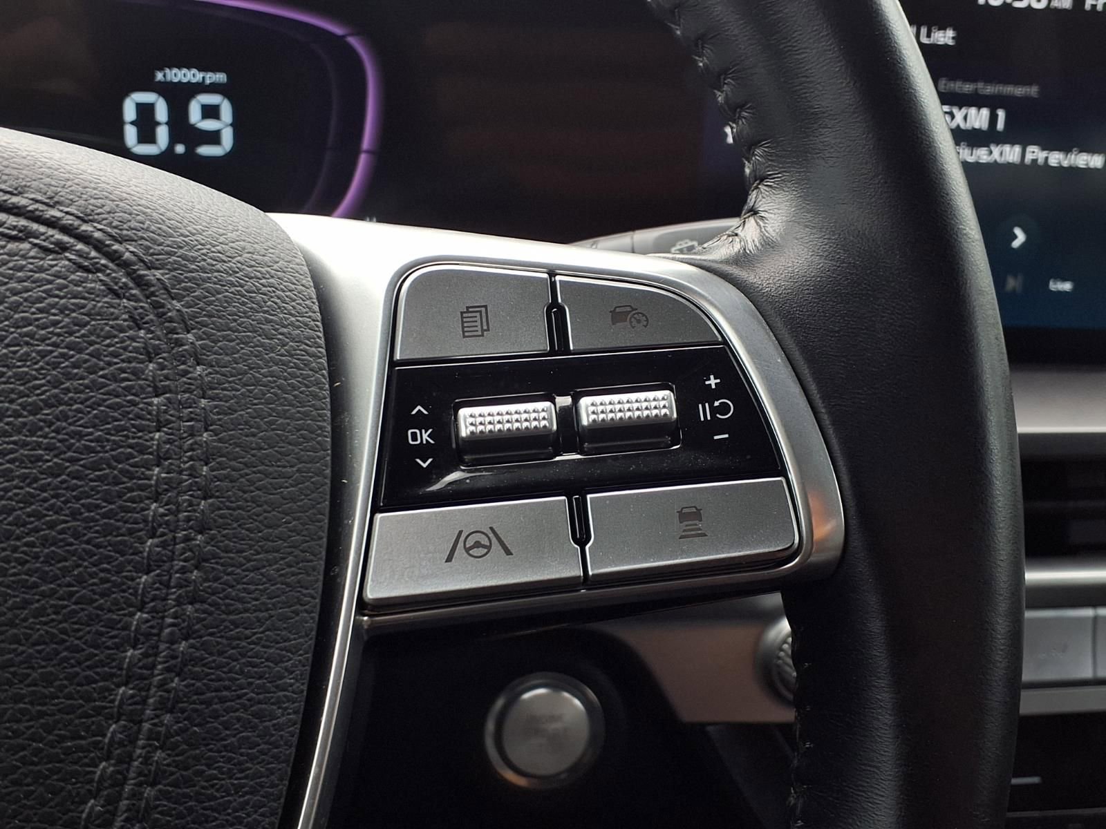 Used 2025 Kia Telluride S image 16