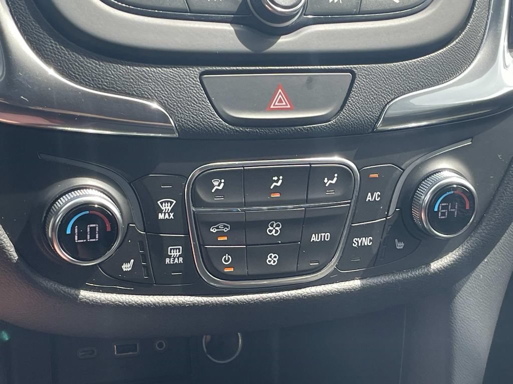 Used 2019 Chevrolet Equinox LT FWD image 22