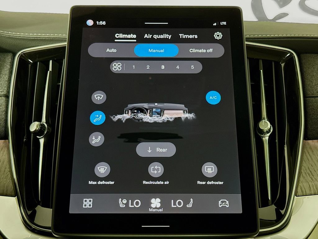 Used 2026 Volvo XC90 B6 Ultra w/ Lounge Package image 16