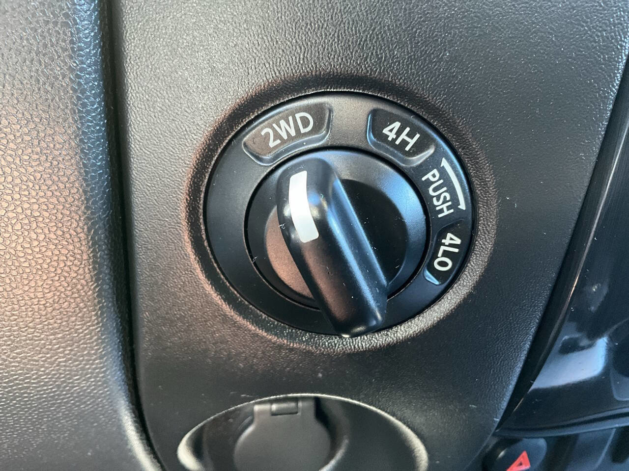 Used 2013 Nissan Titan SV w/ SV Premium Utility Pkg image 35