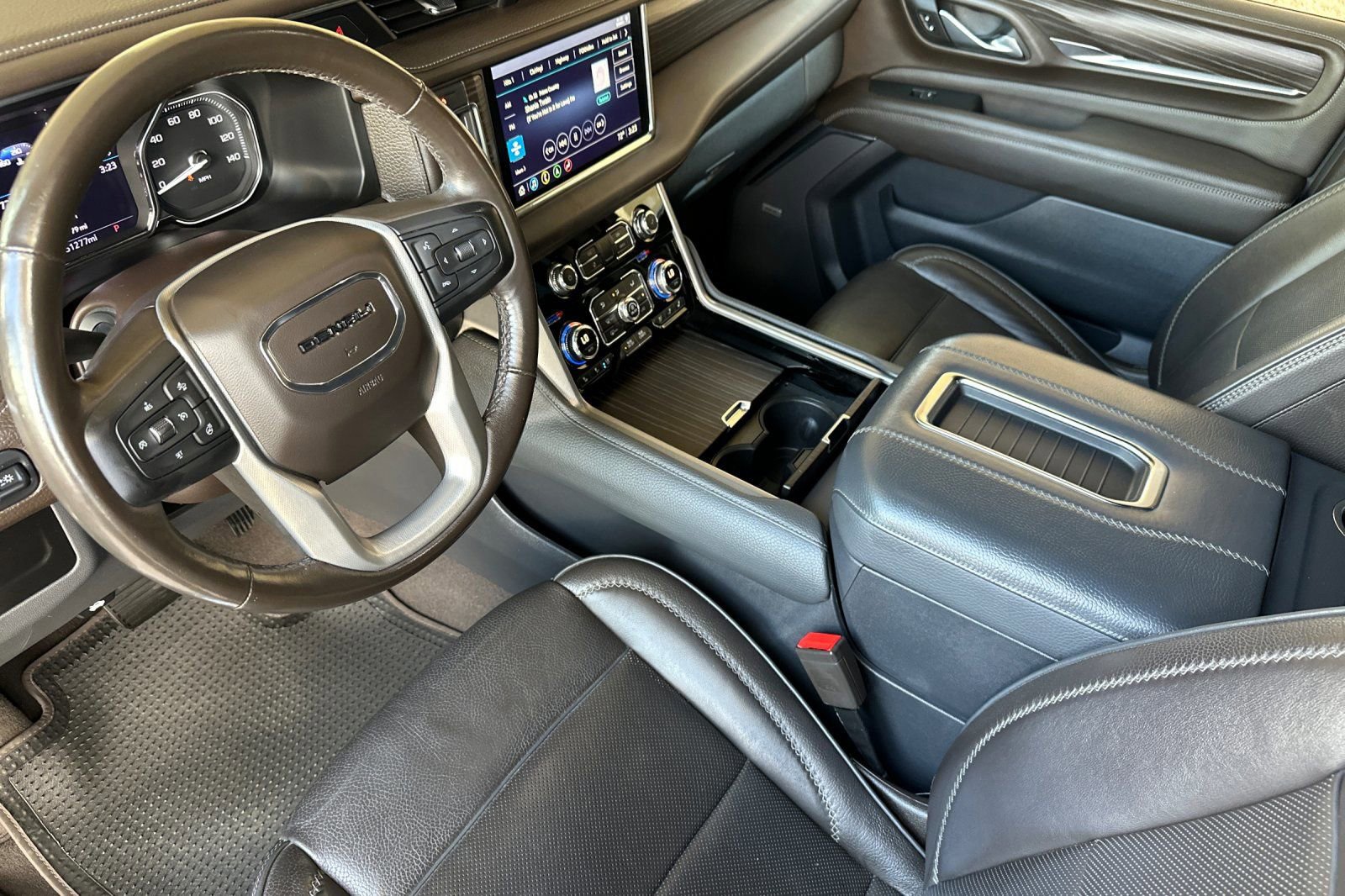 Certified 2021 GMC Yukon XL Denali image 10