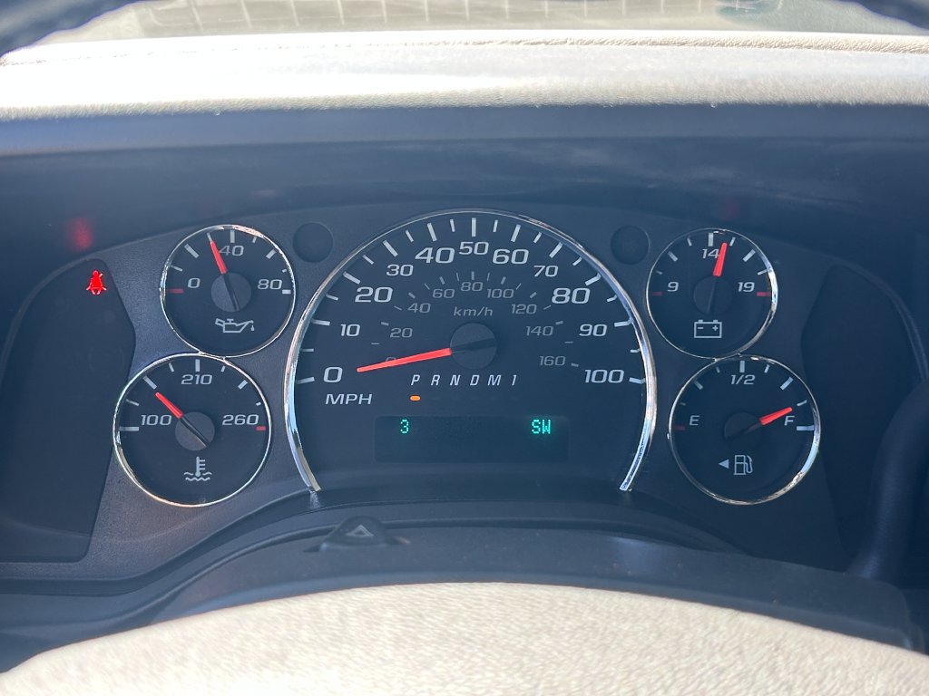 Used 2019 Chevrolet Express 2500 LS w/ Driver Convenience Package RWD image 18