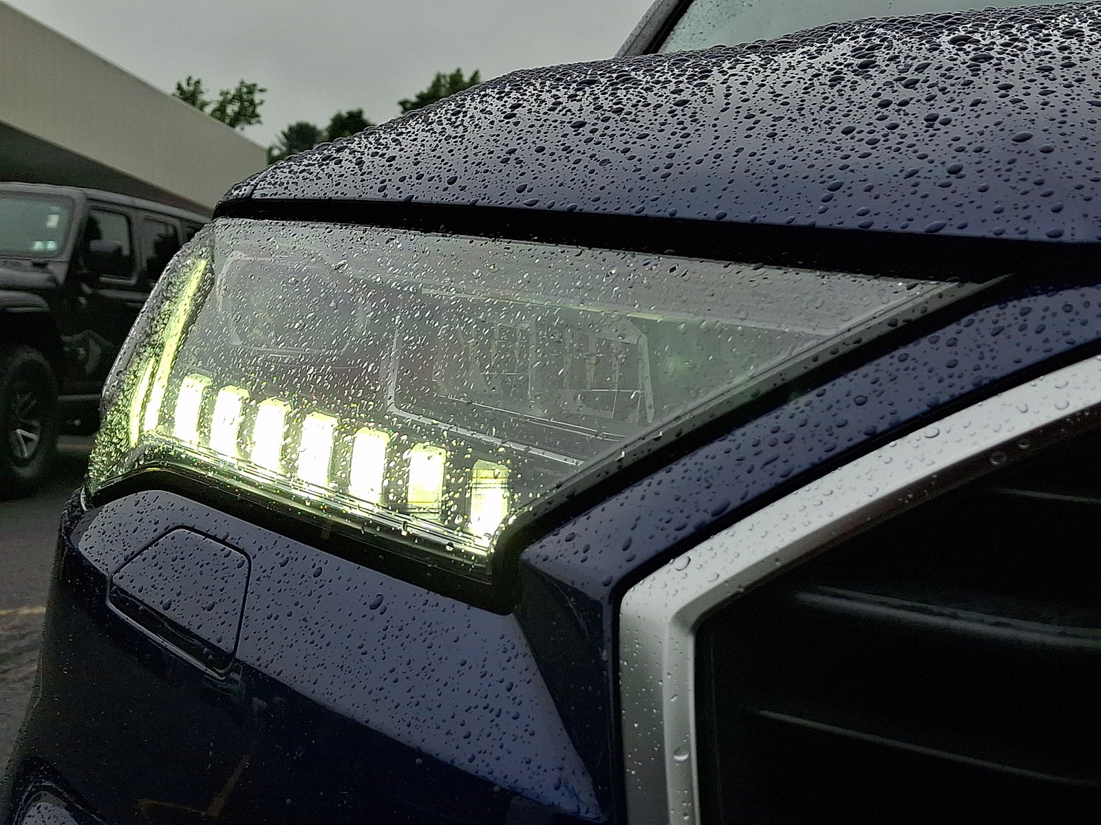 Used 2023 Audi Q7 3.0T Prestige AWD/4WD image 9
