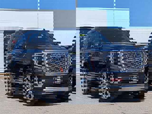 Certified 2024 GMC Yukon Denali w/ Advanced Technology Package image 2