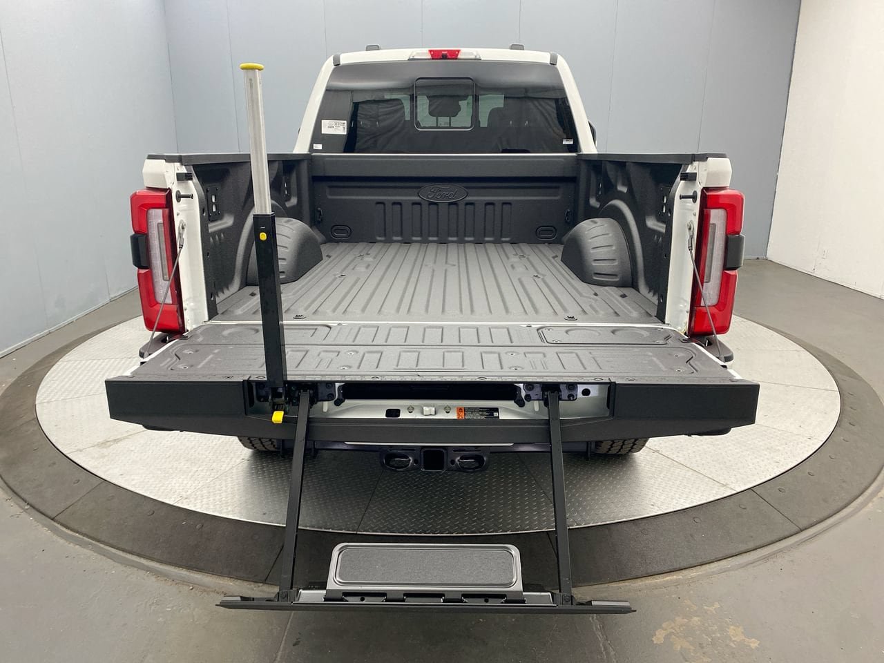 New 2026 Ford F250 Platinum w/ Platinum Plus Package AWD/4WD image 26