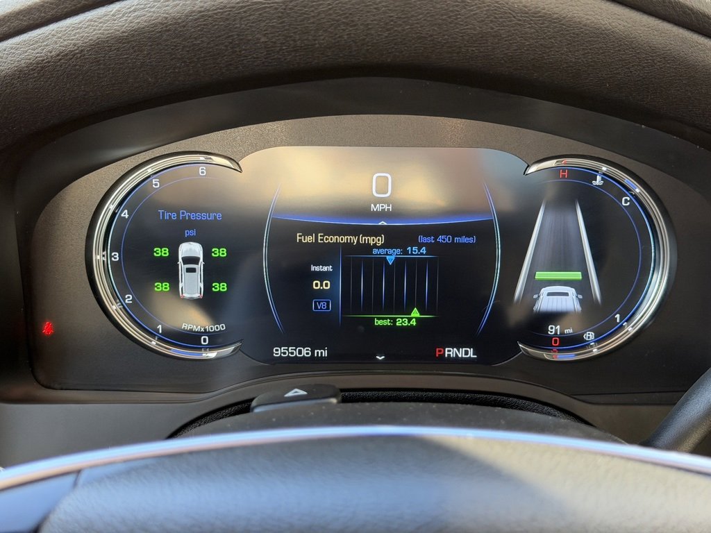 Used 2018 Cadillac Escalade Luxury image 21