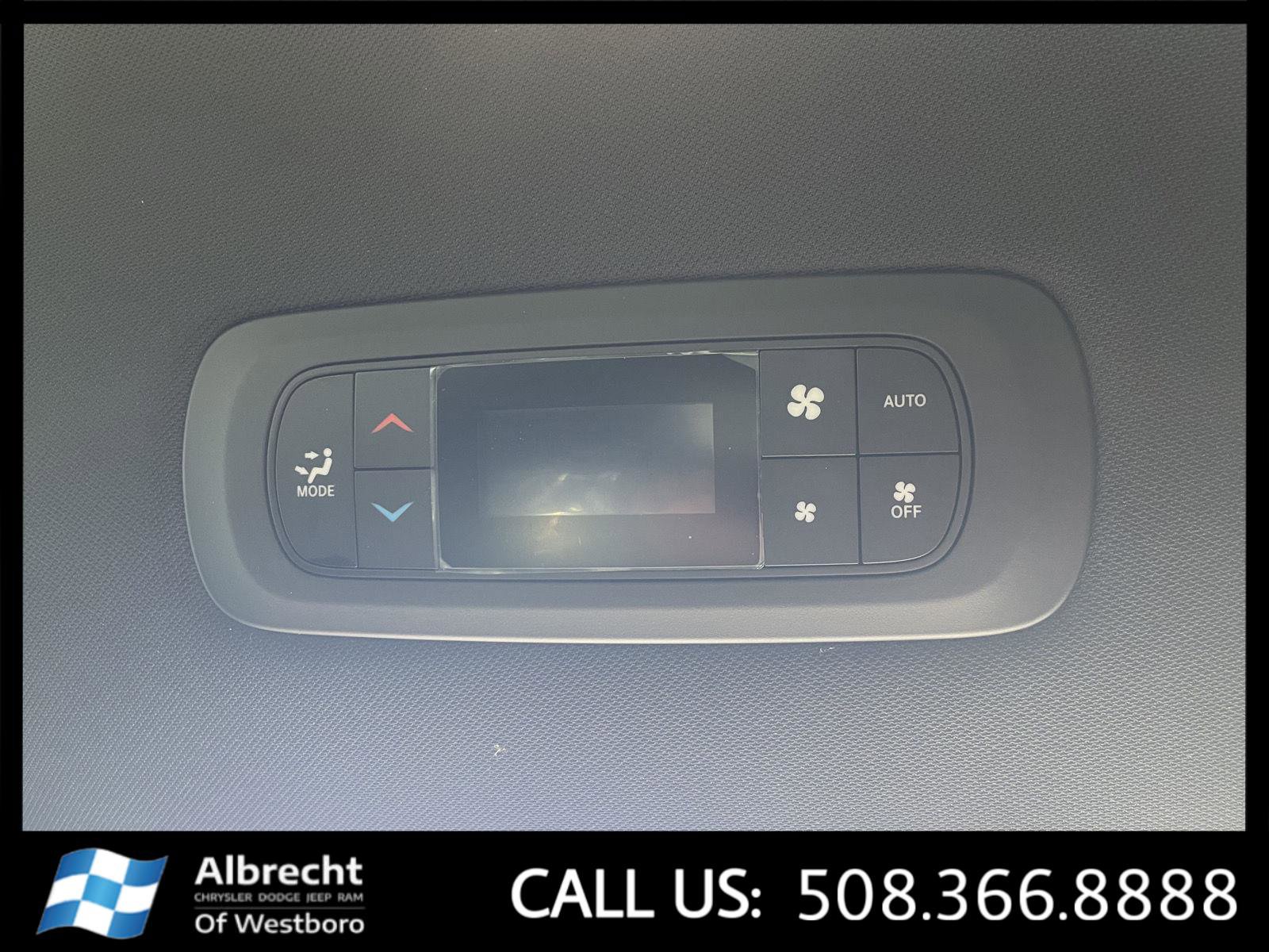 New 2026 Chrysler Pacifica Select w/ S Appearance Package image 21