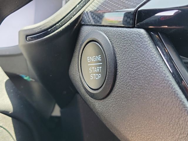 Used 2024 Ford Escape ST-Line w/ Cold Weather Package FWD image 27