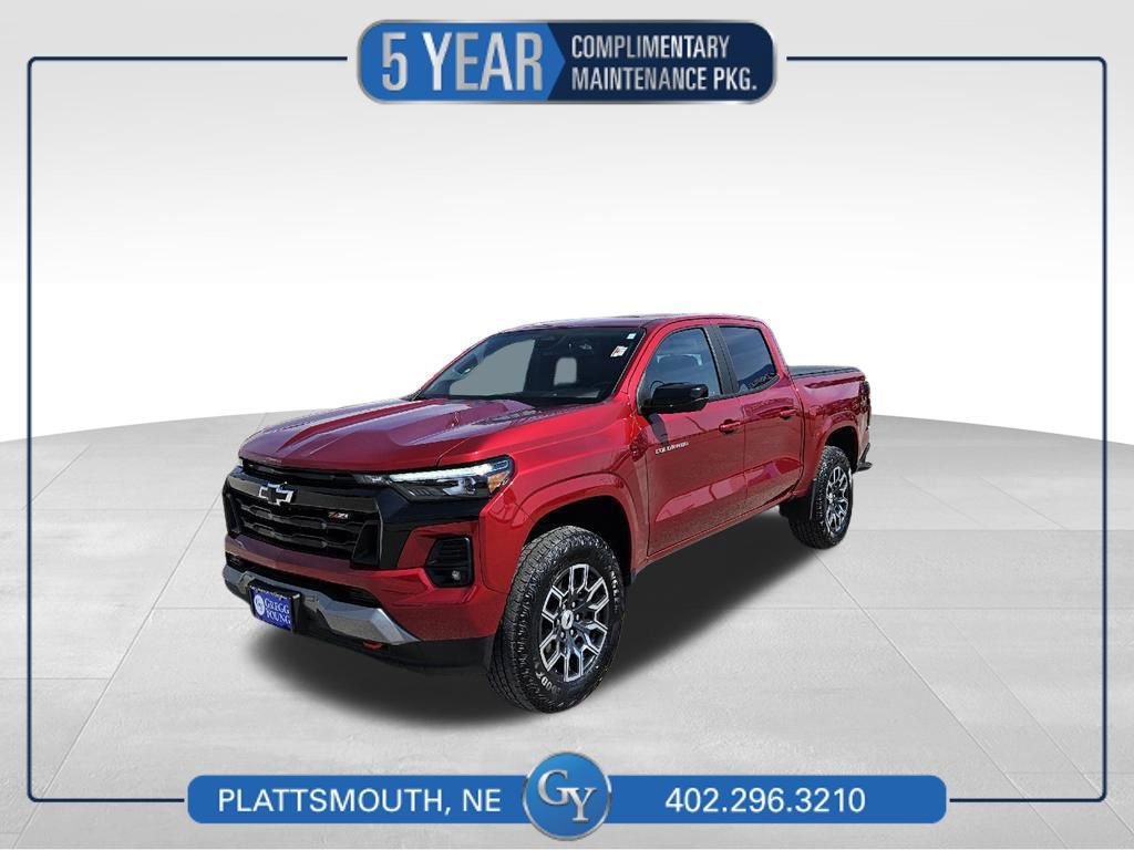 Used 2024 Chevrolet Colorado Z71 w/ Z71 Convenience Package 2