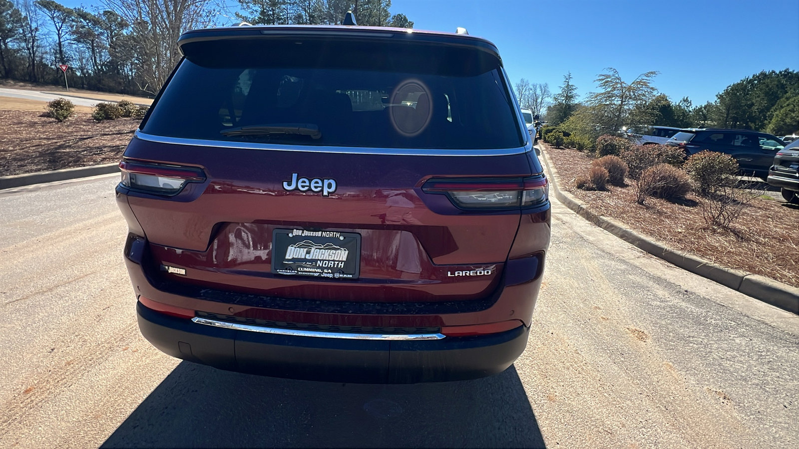 New 2026 Jeep Grand Cherokee L Laredo RWD image 9