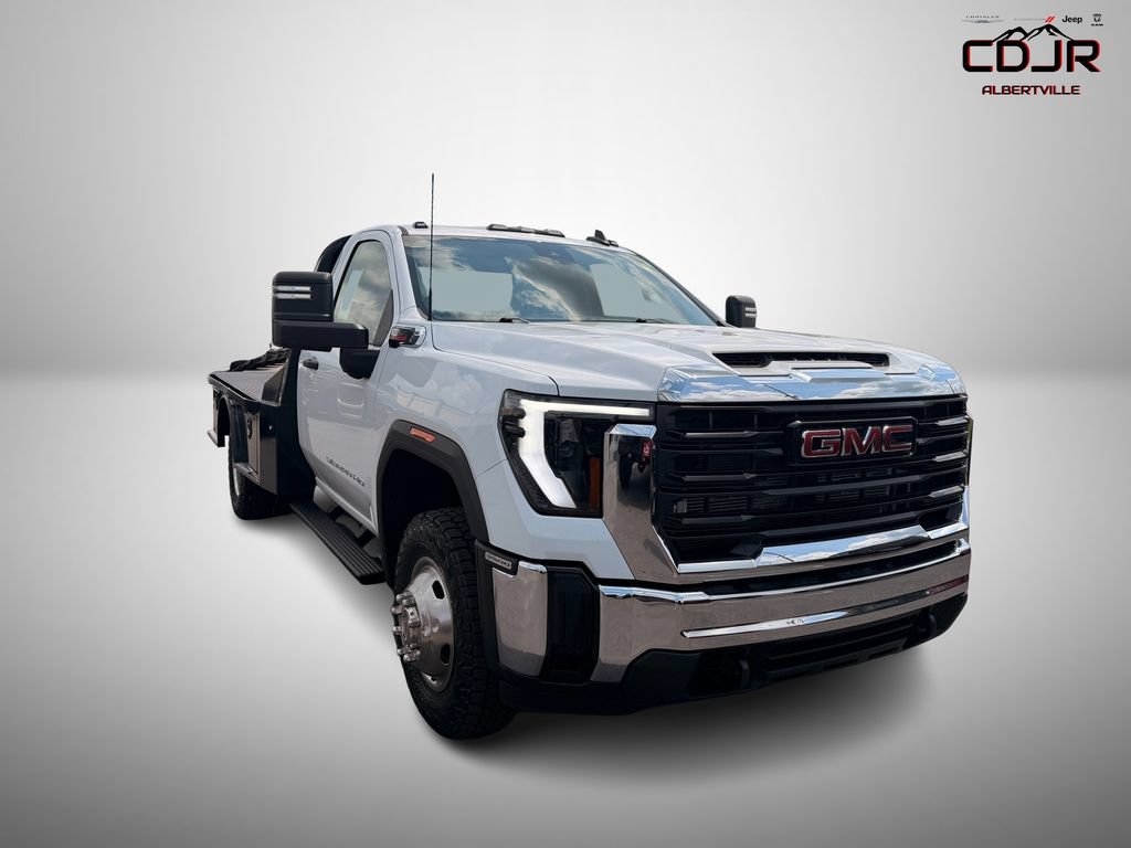 Used 2024 GMC Sierra 3500 Pro w/ Convenience Package