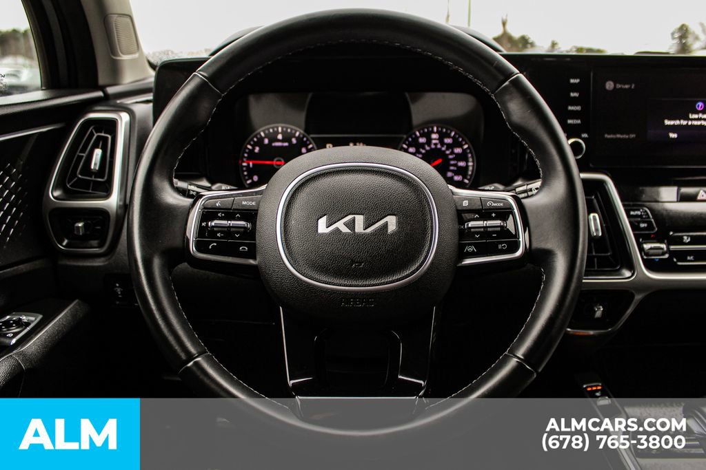 Used 2022 Kia Sorento S FWD image 25