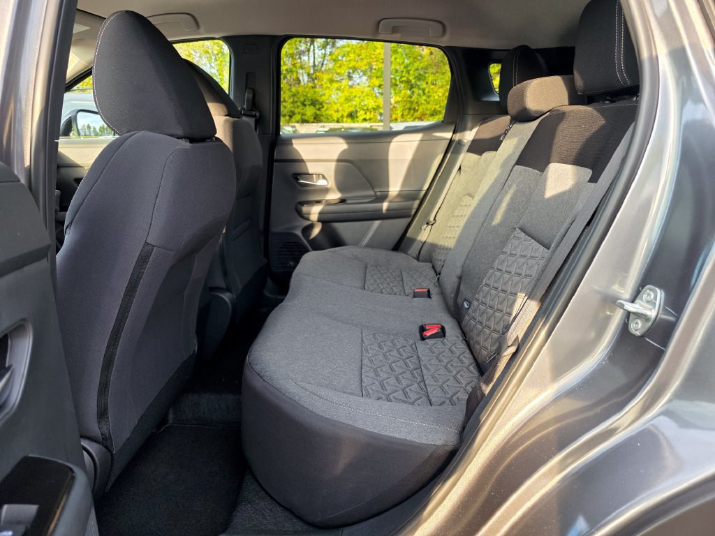 New 2027 Nissan Kicks SV FWD image 30