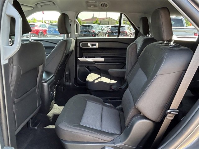 Certified 2023 Ford Explorer XLT image 9
