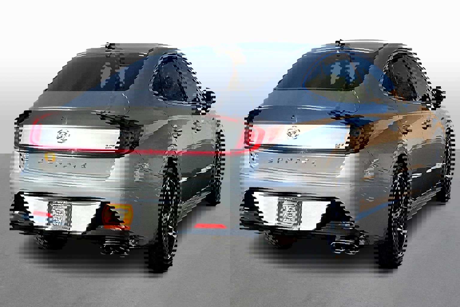 Used 2021 Hyundai Sonata SEL Plus image 2